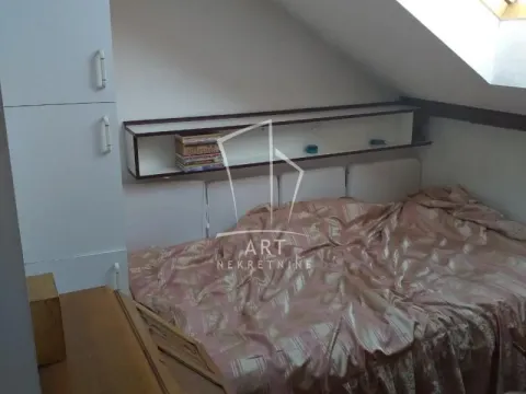 Prodaja, četvorosoban stan, 88m², Kalenić Pijaca, Vračar Sve Podlokacije - image 11