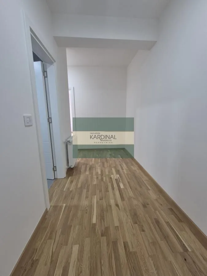 Izdavanje, dvosoban stan, 53m², Centar, Jagodina