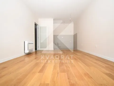 Izdavanje, dvosoban stan, 68m², Central Point, Podgorica - image 8