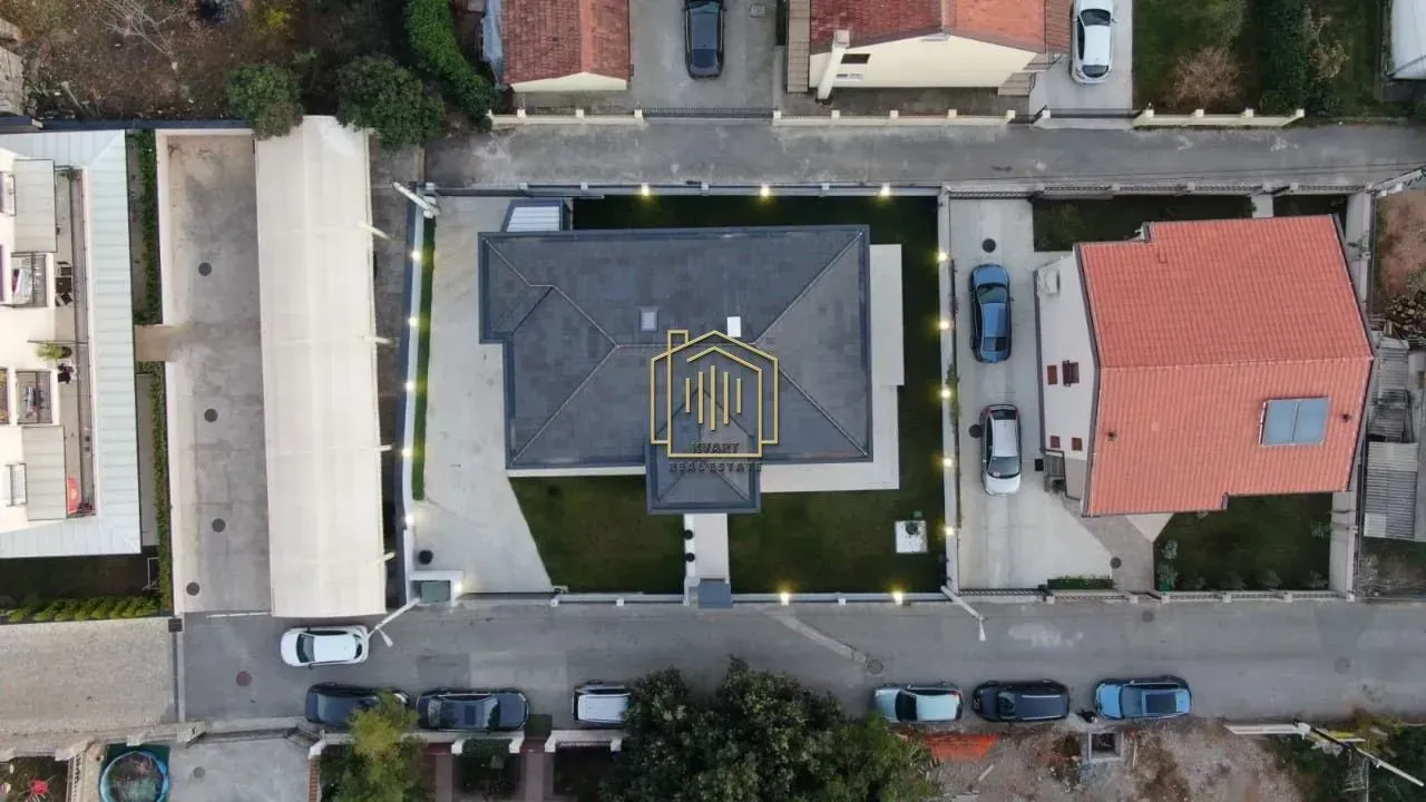 Rent, office space, 160m², Dalmatinska ulica, Podgorica