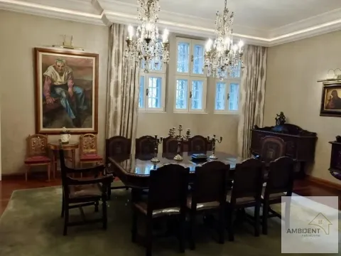 Prodaja, kuća, 1690m², Slavija, Vračar Sve Podlokacije - image 8