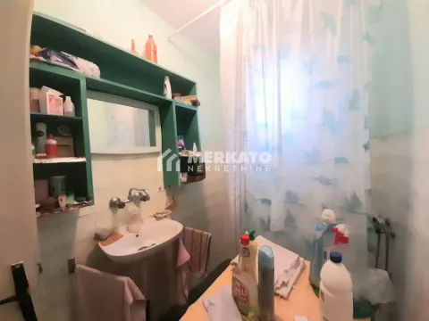 Prodaja, kuća, 196m², Duvanika, Zrenjanin - image 2