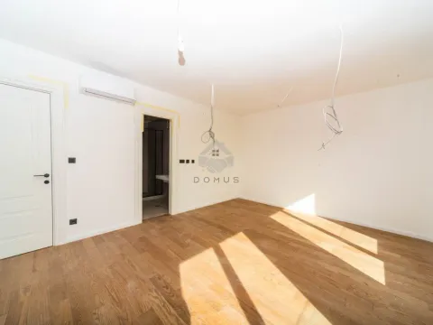 Prodaja, dvosoban stan, 85m², Donja Gorica, Podgorica - image 5