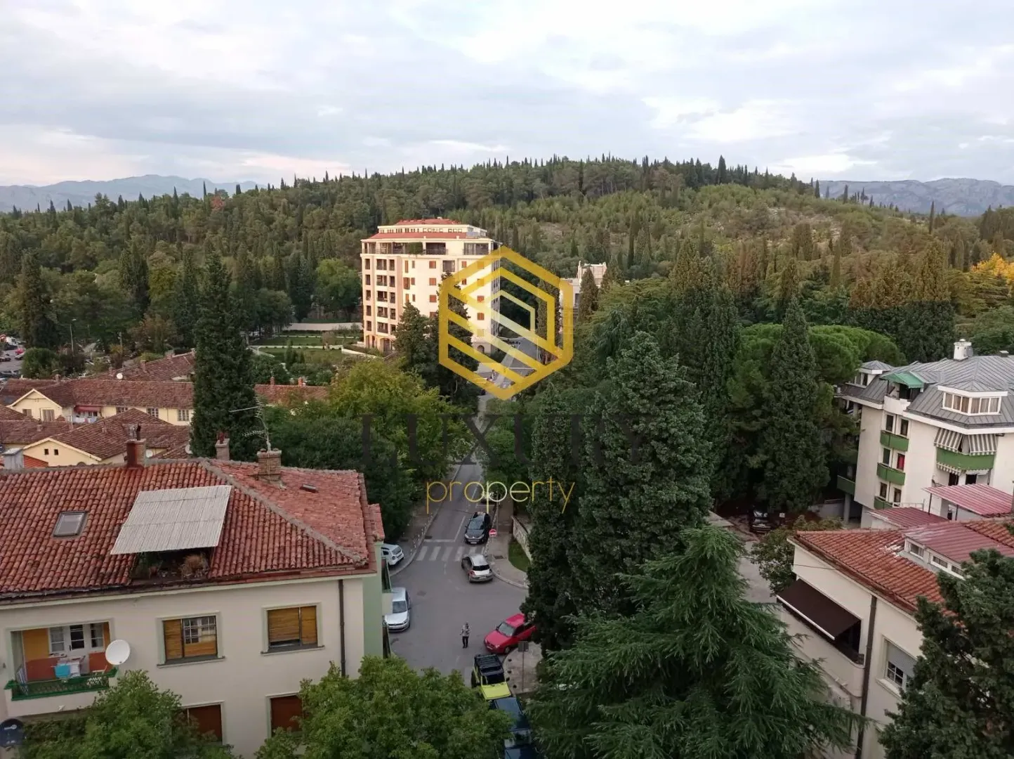 Rent, four bedroom apartment, 130m², Centar, Podgorica