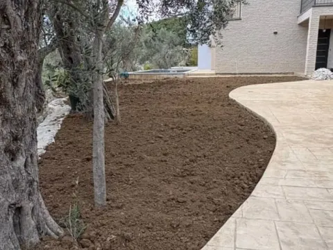 Prodaja, kuća, 225m², Centar, Bar - image 2