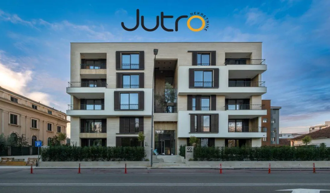 Prodaja, trosoban stan, 137m², Centar, Podgorica