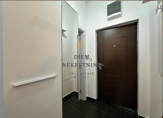 Izdavanje, jednosoban stan, 37m², Ljubović, Podgorica