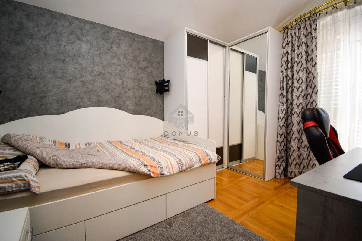 Rent, house, 300m², Zabjelo, Podgorica