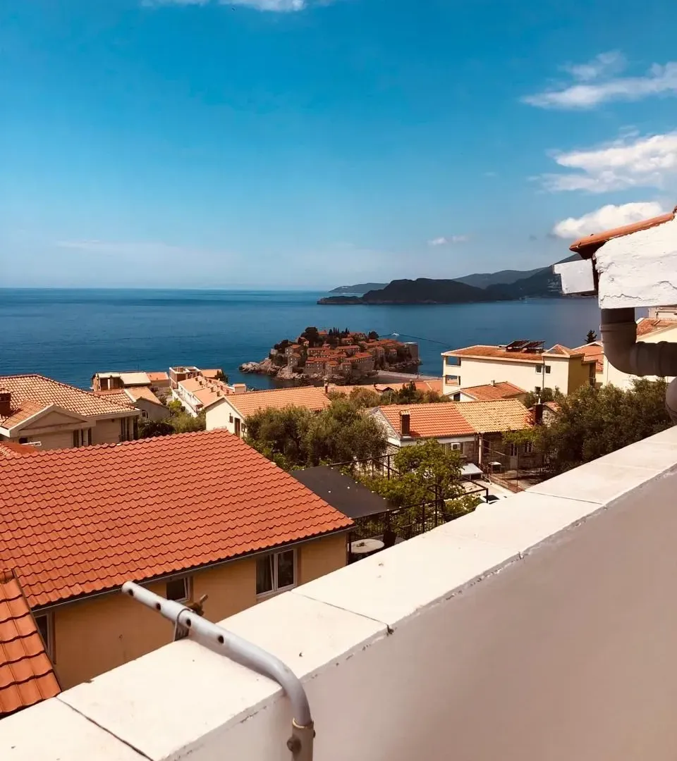 Sale, one bedroom apartment, 41m², Sveti Stefan, Budva