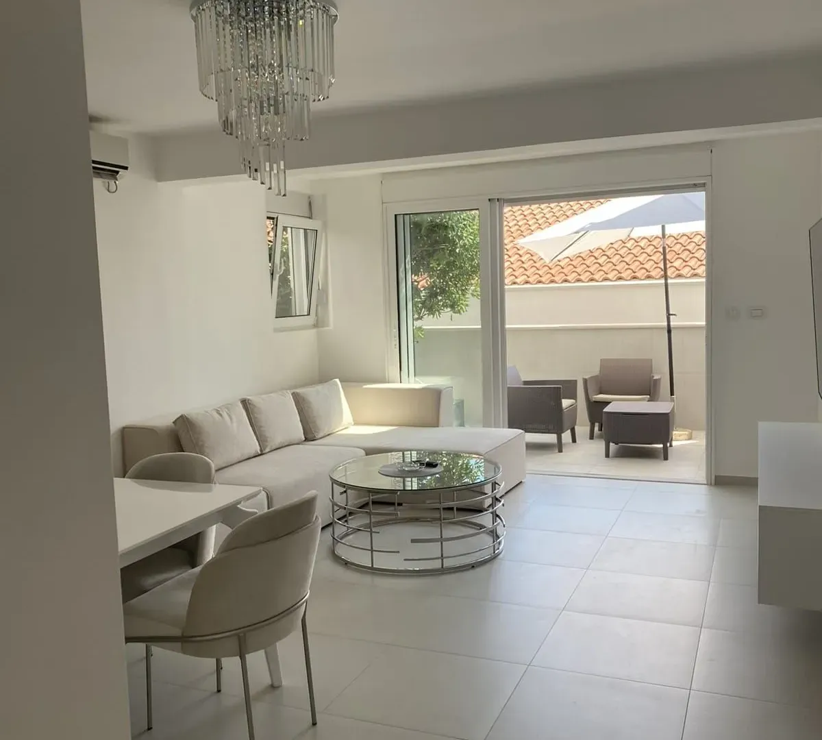 Rent, one bedroom apartment, 50m², Vidikovac, Budva