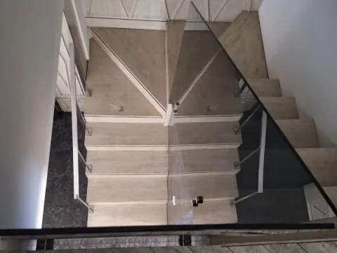 Izdavanje, četvorosoban stan, 270m², Kalenić Pijaca, Vračar Sve Podlokacije - image 10