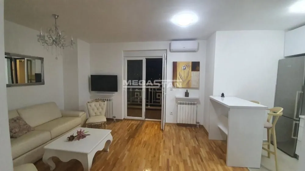 Rent, two bedroom apartment, 50m², Hala Pionir, Palilula Sve Podlokacije