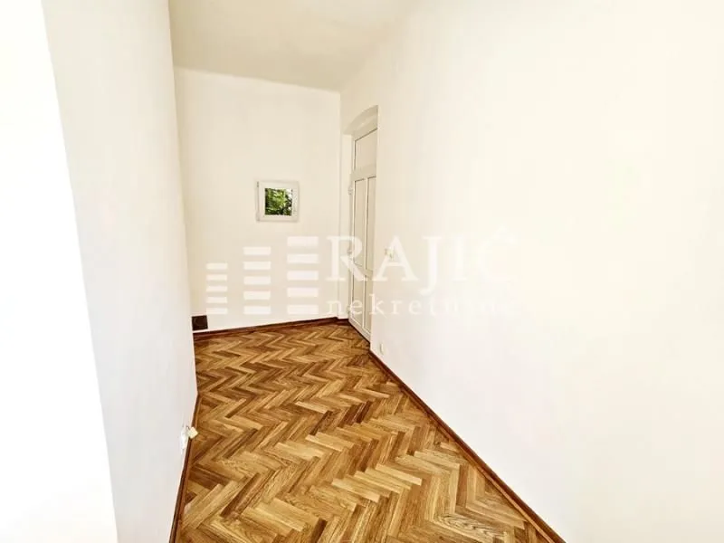 Rent, apartment, 150m², Stari Grad, Beograd