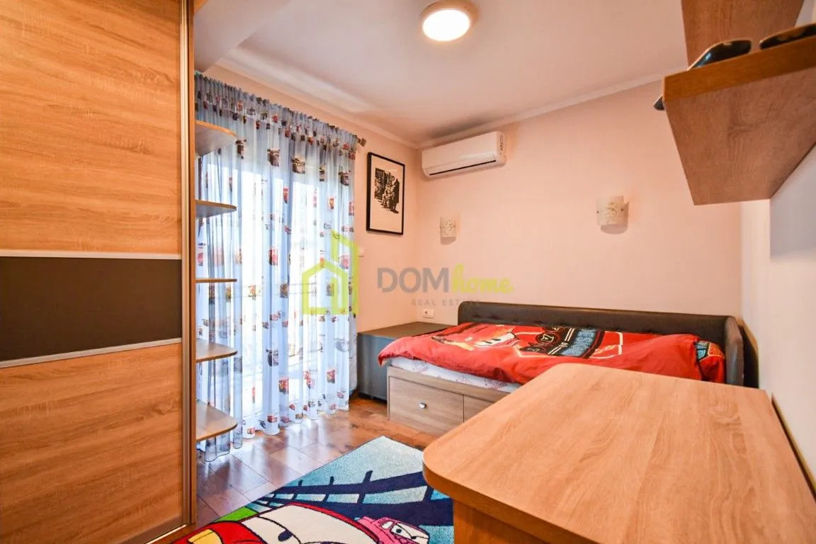Rent, house, 280m², Stara Varoš, Podgorica