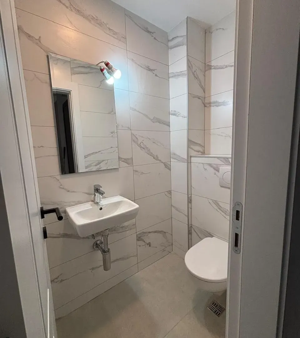 Rent, one bedroom apartment, 65m², Stari Aerodrom, Podgorica