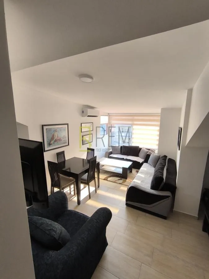 Prodaja, dvosoban stan, 78m², Tivat, Crna Gora