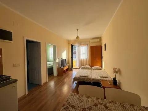 Sale, one bedroom apartment, 35m², Sutomore, Bar - image 1