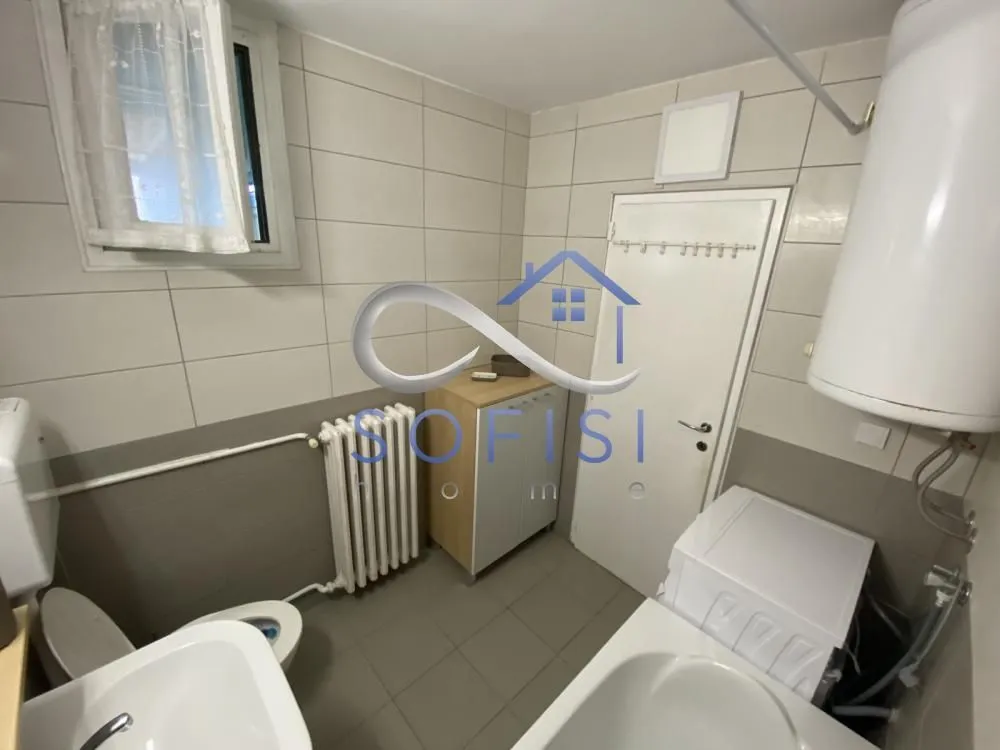 Izdavanje, dvosoban stan, 66m², Železnička Stanica, Novi Sad Sve Podlokacije