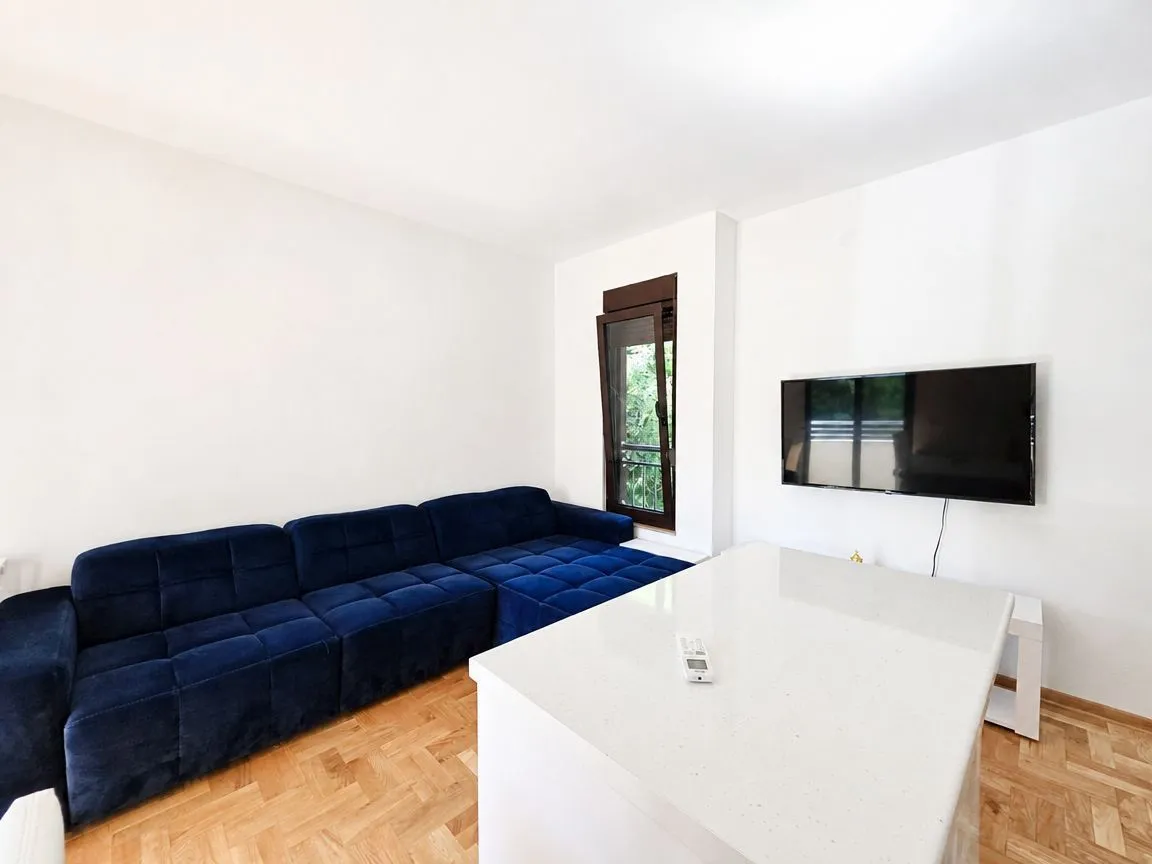 Sale, two bedroom apartment, 58m², Bečići, Budva