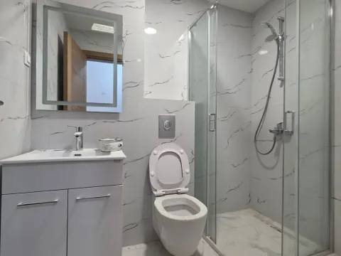 Sale, studio apartment, 33m², Kamenovo, Budva - image 12