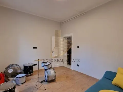 Prodaja, trosoban stan, 100m², Stari grad, Novi Sad - image 12