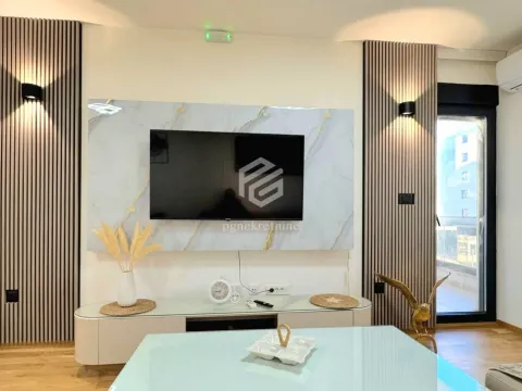 Izdavanje, jednosoban stan, 47m², City Kvart, Podgorica - image 5