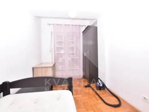 Rent, two bedroom apartment, 82m², City Kvart, Podgorica - image 9