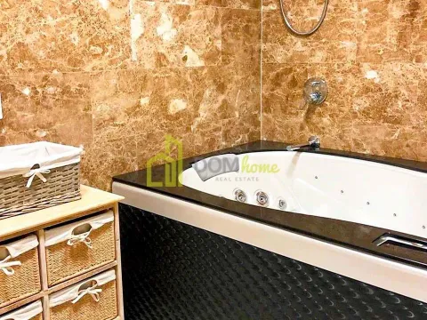 Prodaja, trosoban stan, 180m², Budva, Crna Gora - image 7