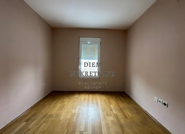 Izdavanje, dvosoban stan, 69m², Ljubović, Podgorica