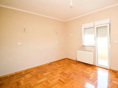 Sale, house, 313m², Donja Gorica, Podgorica - image 4