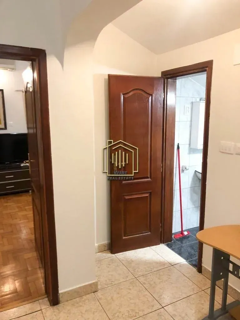 Rent, one bedroom apartment, 71m², Vezirov Most, Podgorica