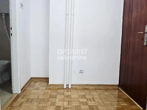 Sale, two bedroom apartment, 47m², Zemun Centar, Zemun Sve Podlokacije - image 5