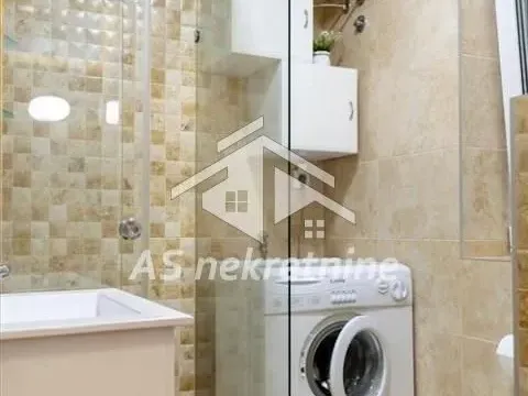 Rent, two bedroom apartment, 52m², Savski Venac, Beograd - image 16