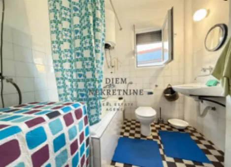 Izdavanje, trosoban stan, 100m², Zagorič, Podgorica - image 3