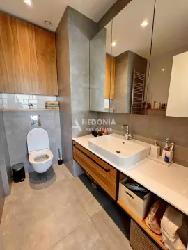 Izdavanje, trosoban stan, 96m², Novi Beograd Blok 65, Novi Beograd Sve Podlokacije - image 10