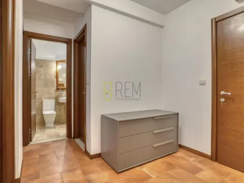 Prodaja, dvosoban stan, 90m², Gorica C, Podgorica - image 3