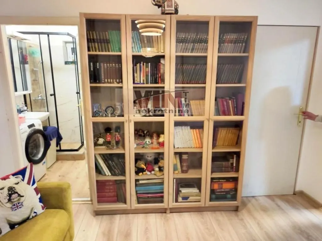 Rent, one bedroom apartment, 42m², Autokomanda, Voždovac Sve Podlokacije