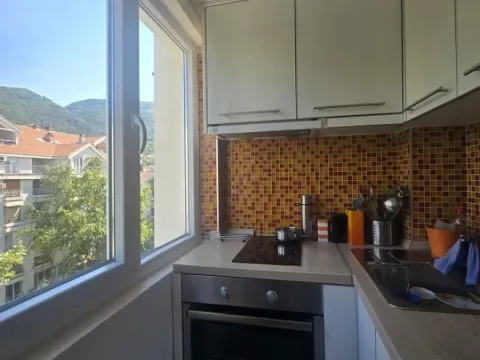 Prodaja, garsonjera, 34m², Centar, Tivat - image 5