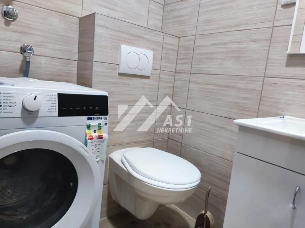 Izdavanje, dvosoban stan, 45m², Podbara, Novi Sad Sve Podlokacije
