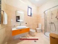 Prodaja, kuća, 971m², Petrovac, Budva - image 70