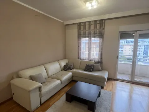 Prodaja, jednosoban stan, 51m², City Kvart, Podgorica - image 5