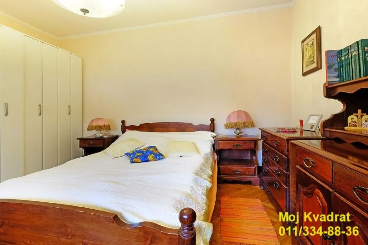 Sale, two bedroom apartment, 65m², Južni Bulevar, Vračar Sve Podlokacije