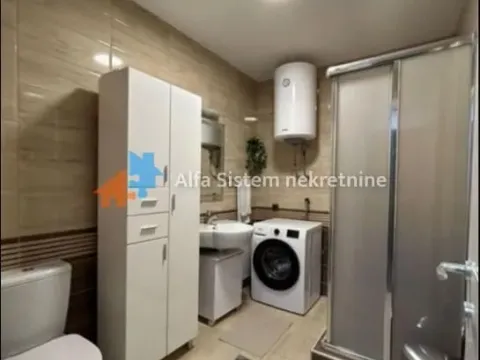 Izdavanje, trosoban stan, 100m², Savski Venac, Beograd - image 15