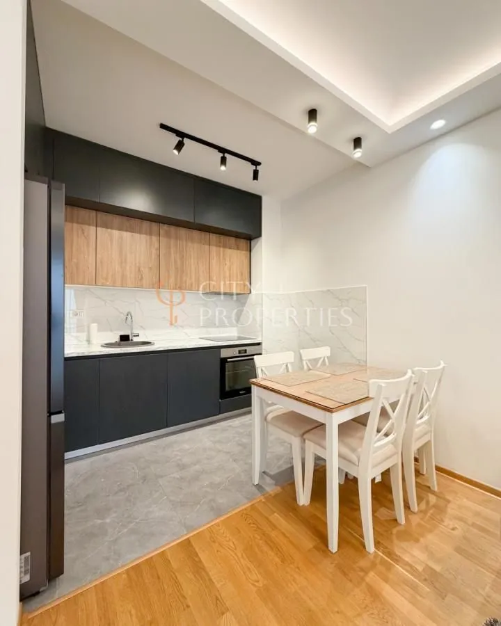 Izdavanje, stan, 50m², City Kvart, Podgorica
