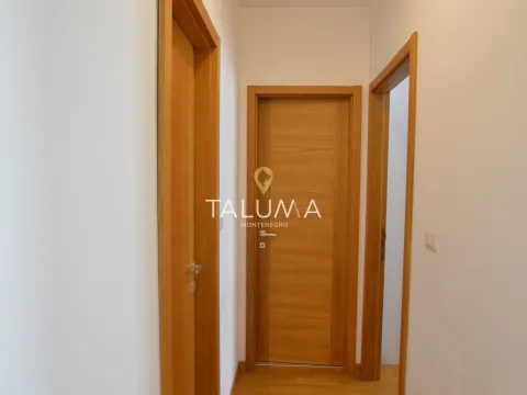 Sale, two bedroom apartment, 64m², City Kvart, Podgorica - image 5