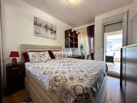 Izdavanje, jednosoban stan, 45m², City Kvart, Podgorica - image 3