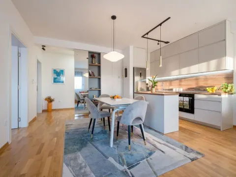 Prodaja, dvosoban stan, 63m², Tivat, Crna Gora - image 2