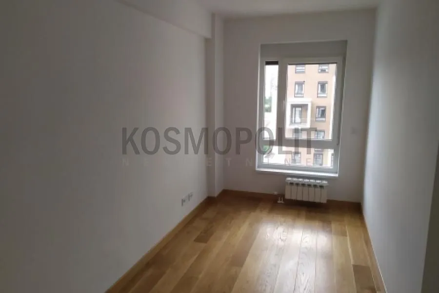 Prodaja, dvosoban stan, 75m², Tošin bunar, Novi Beograd Sve Podlokacije
