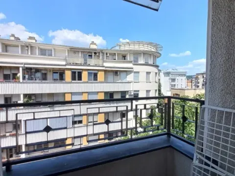 Izdavanje, dvosoban stan, 56m², Đeram Pijaca, Beograd - image 13