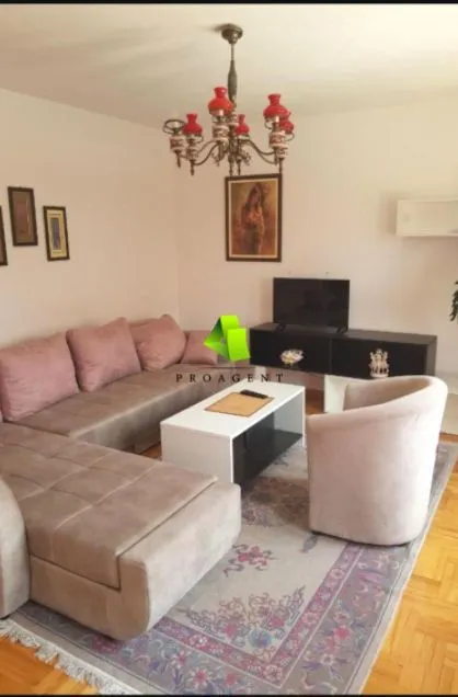 Izdavanje, trosoban stan, 120m², Pantelej, Niš